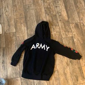 Forever 21 girls sweater